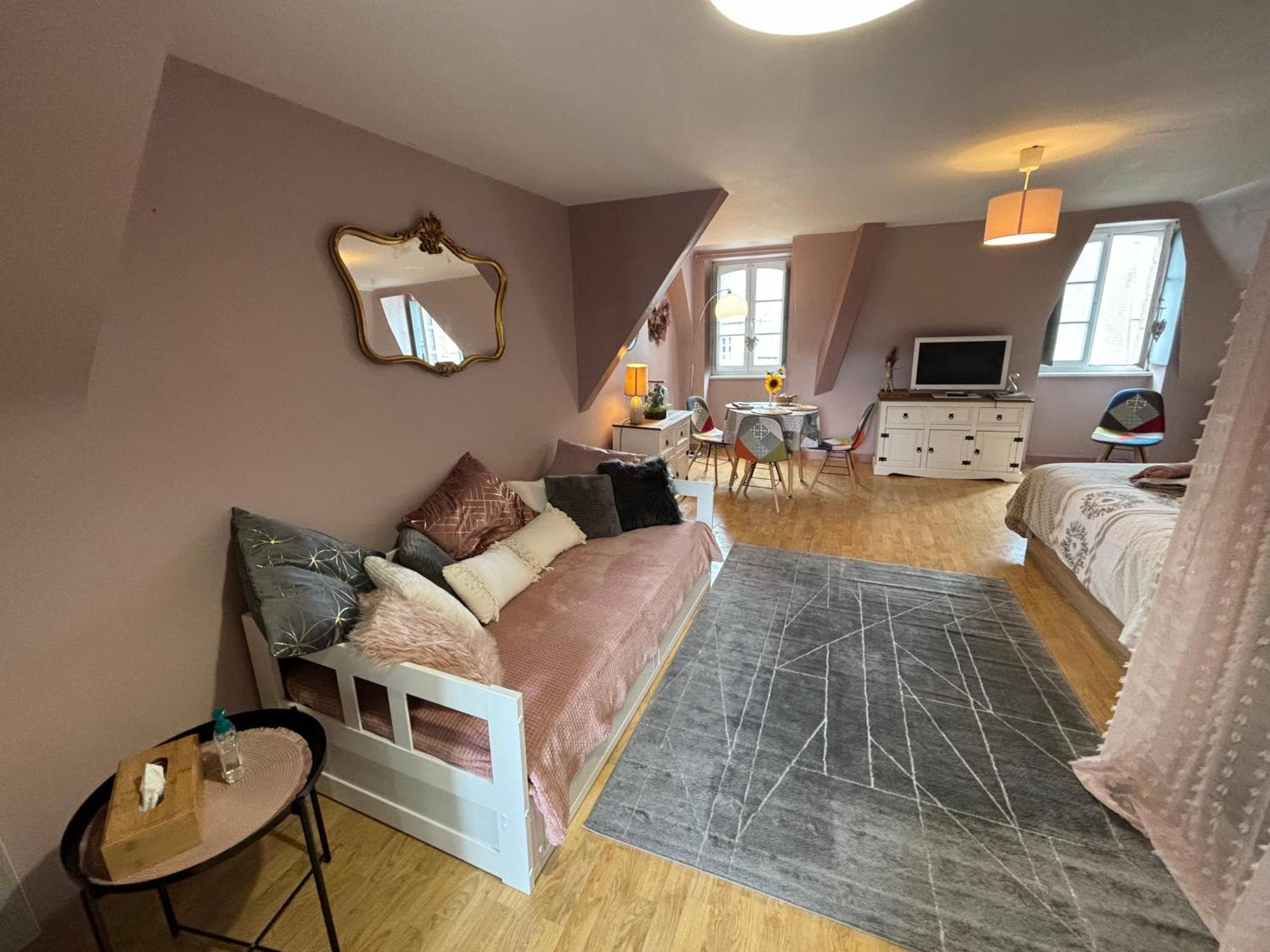 Le Grenier Studio De Charme Centre Historique Dinan Kültér fotó